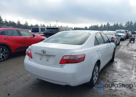 2007 Toyota Camry Le z USA, uszkodzony, nr VIN 4T1BE46K67U722677